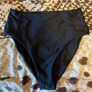 SHEIN BLACK HIGH WAISTED BOTTOMS